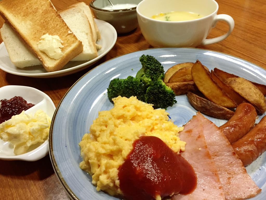 Oyado Uemasa Hotel Nozawaonsen Bagian luar foto
