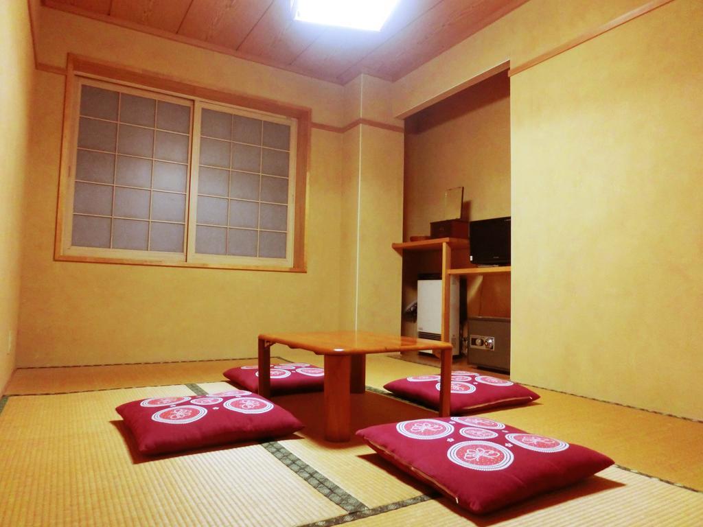 Oyado Uemasa Hotel Nozawaonsen Ruang foto
